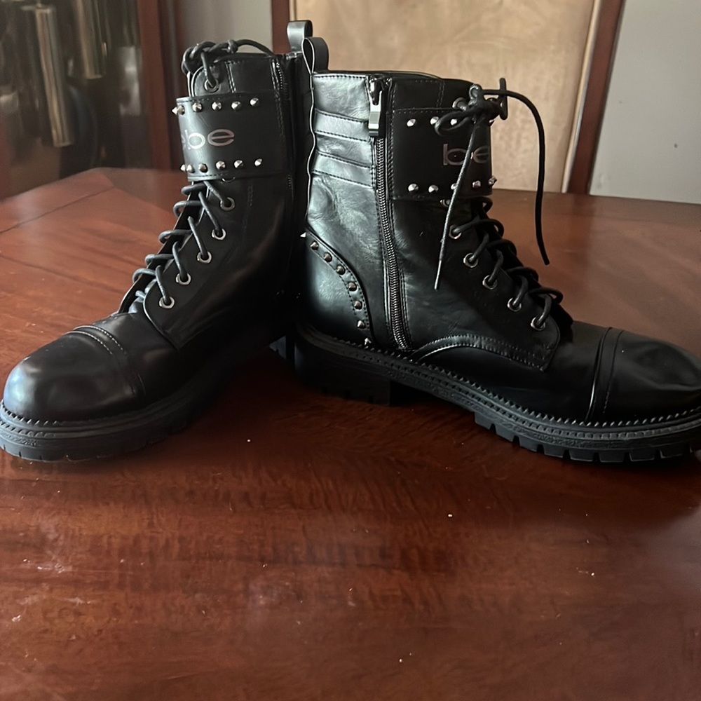 Bebe boots